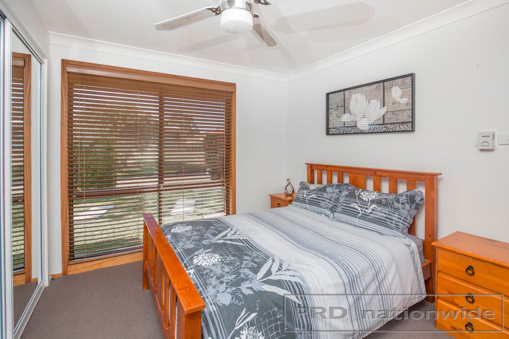 9 Malthus Close THORNTON 3
