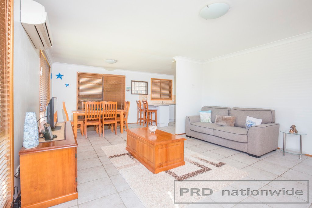 9 Malthus Close THORNTON 8