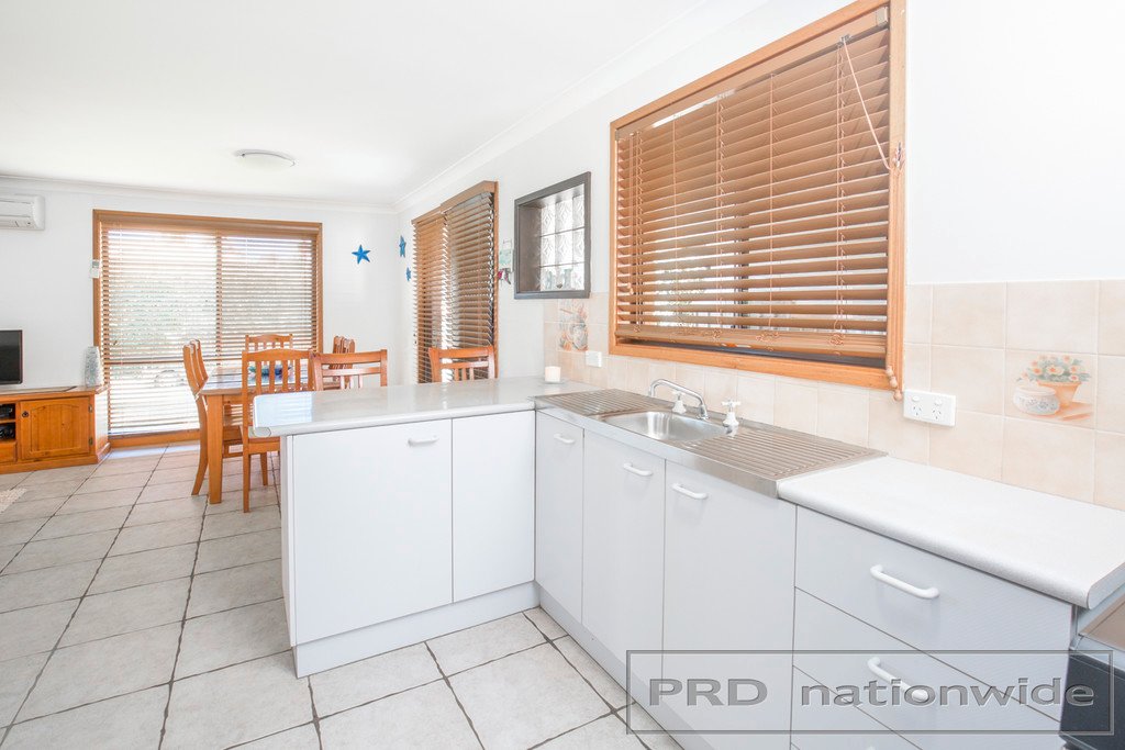 9 Malthus Close THORNTON 11