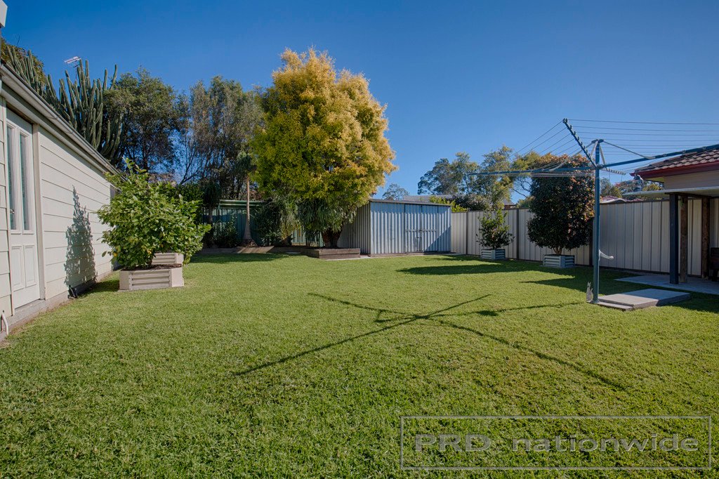 9 Malthus Close THORNTON 25