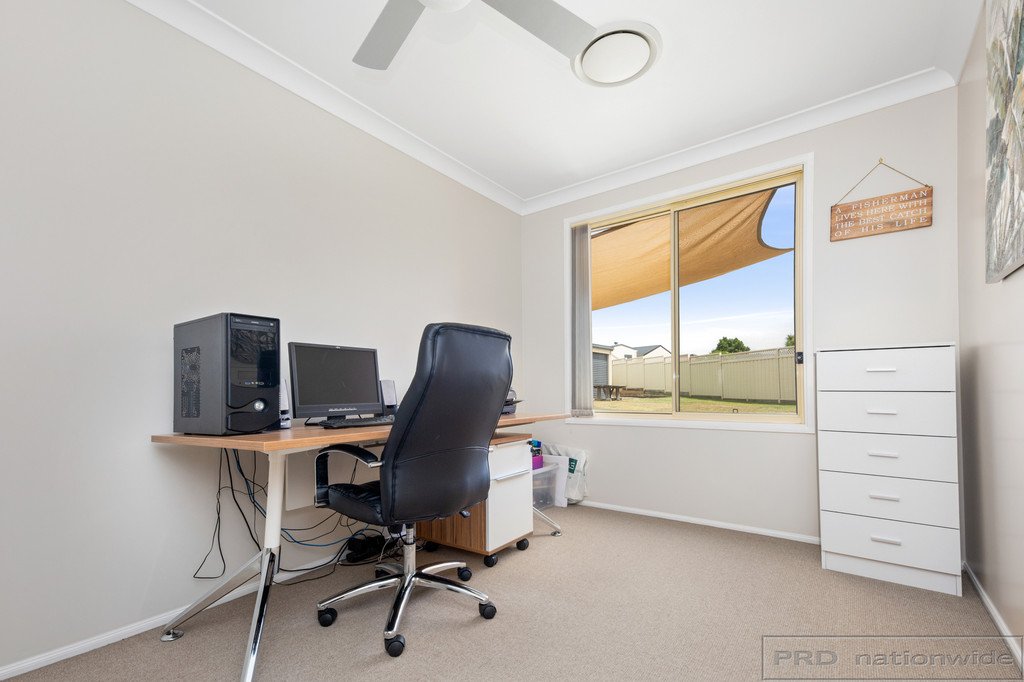 9 Mannall Close RUTHERFORD 13