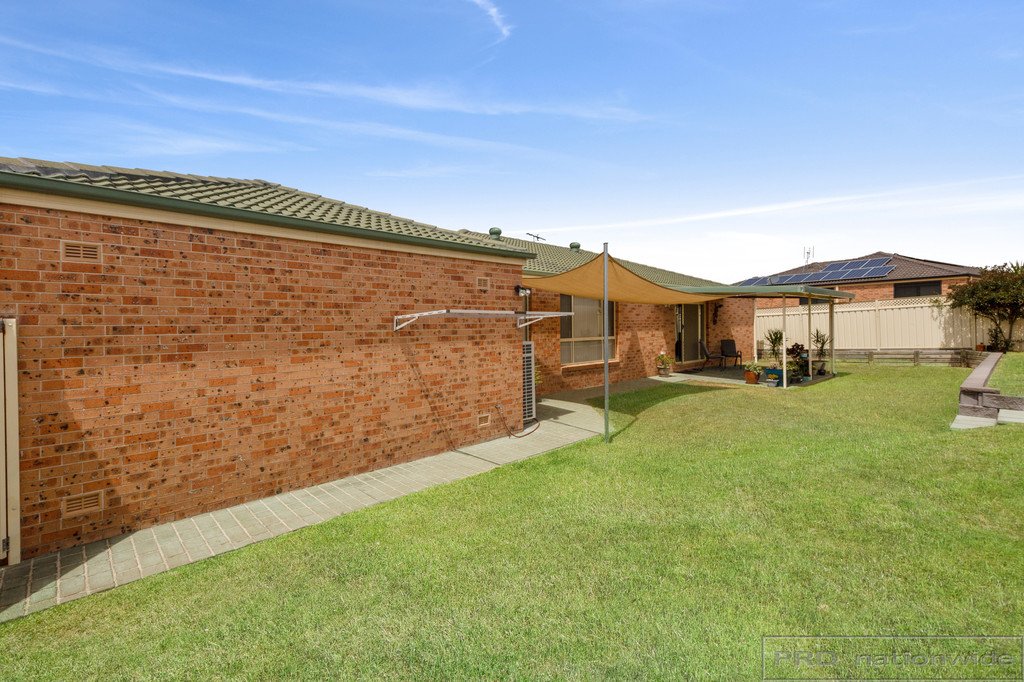 9 Mannall Close RUTHERFORD 17