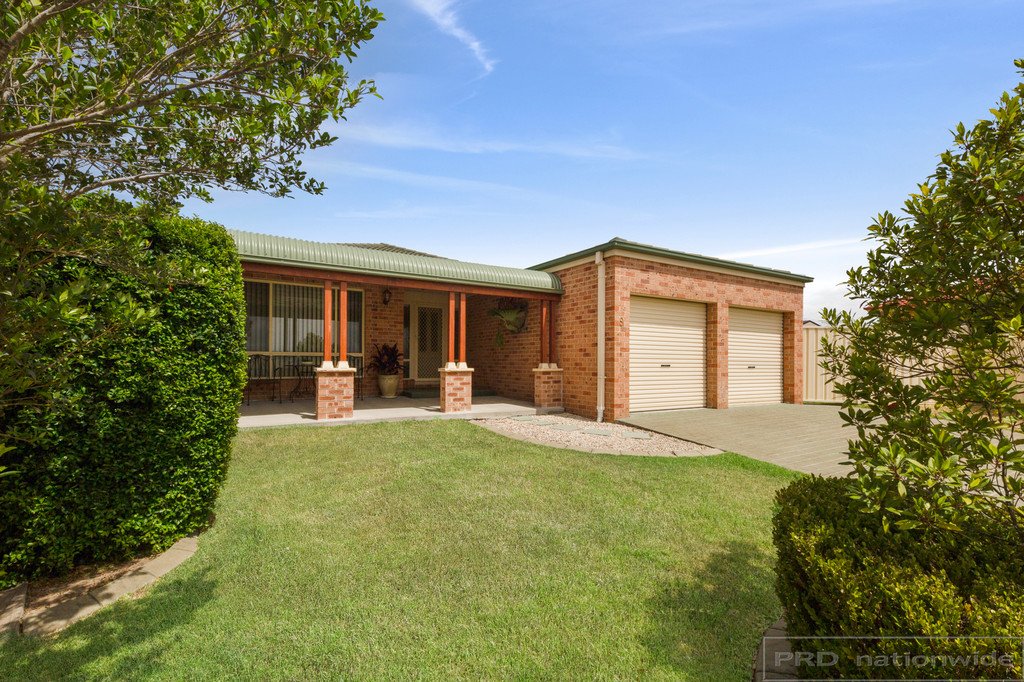 9 Mannall Close RUTHERFORD 21