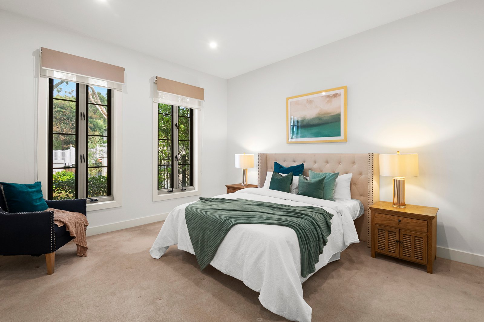 9 Manniche Avenue, Mont Albert North, 3129