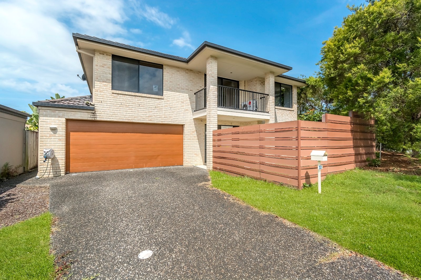 9 Marciana Crescent VARSITY LAKES 1