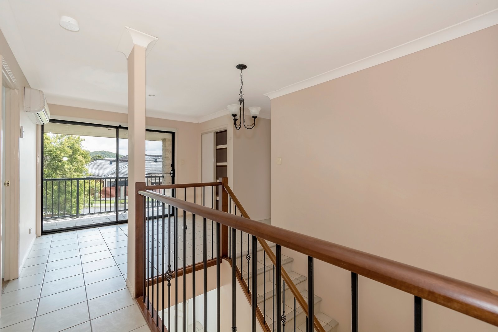 9 Marciana Crescent VARSITY LAKES 5