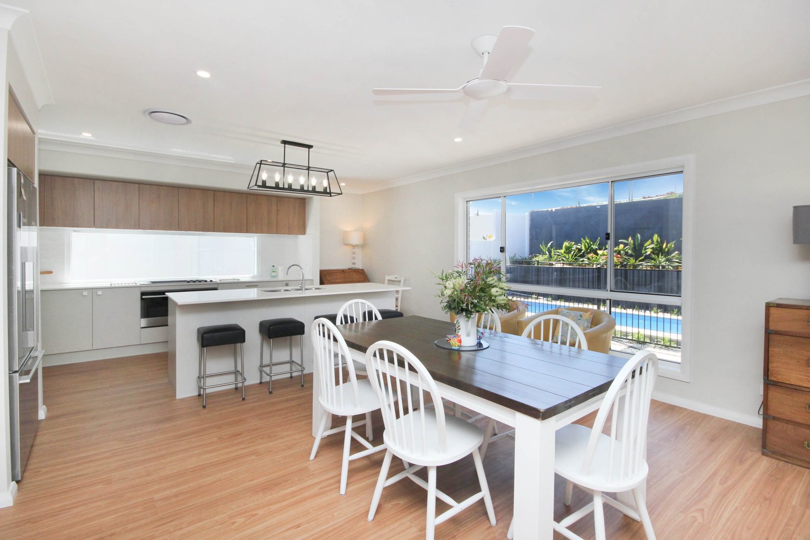 9 Marine Parade LAKE CATHIE 5