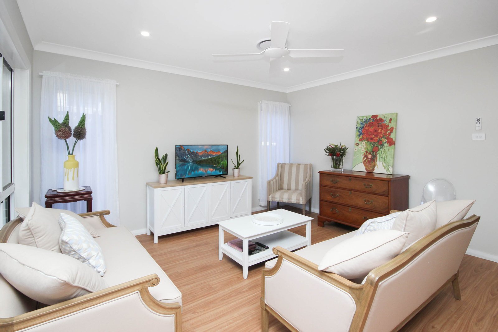 9 Marine Parade LAKE CATHIE 6