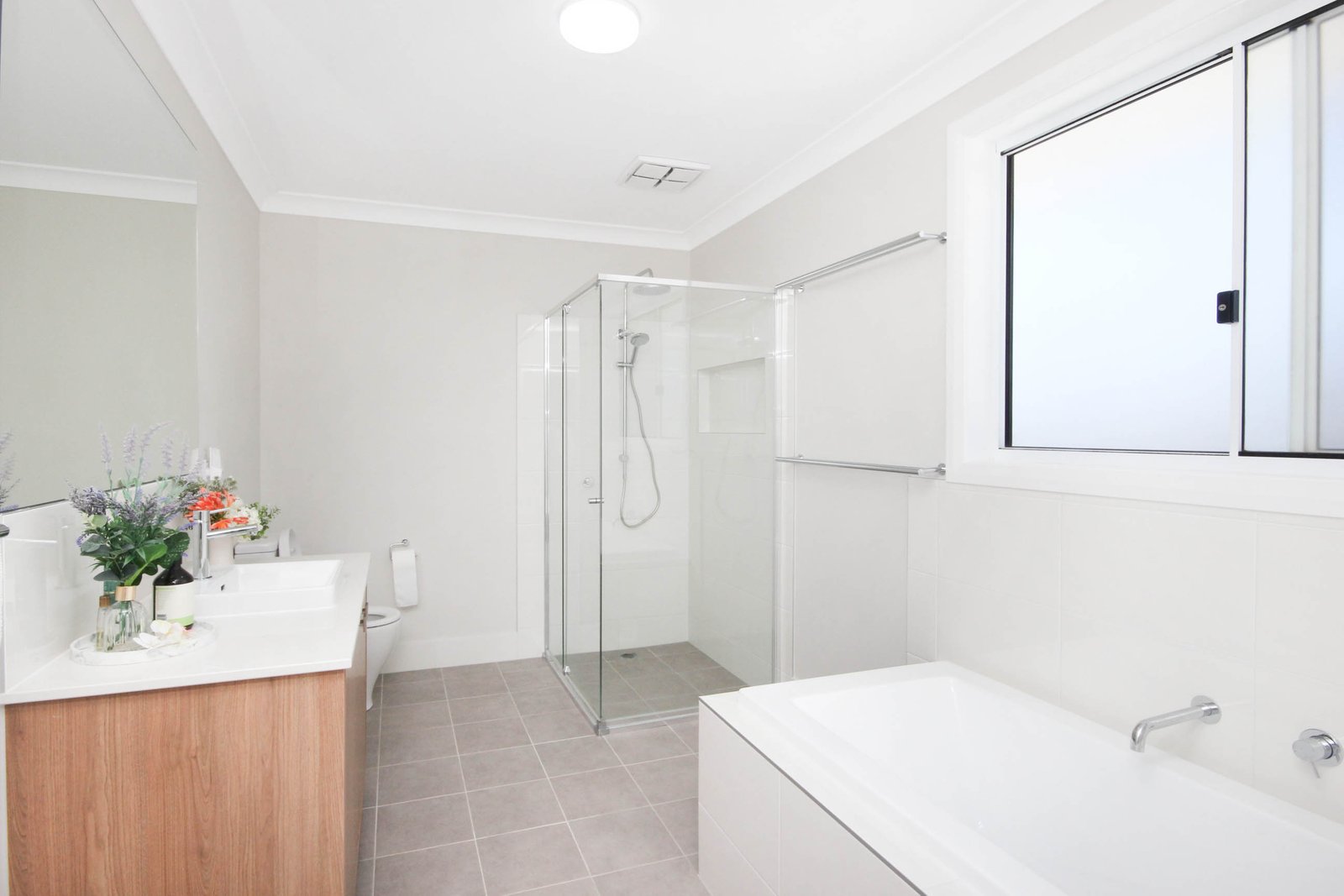 9 Marine Parade LAKE CATHIE 11