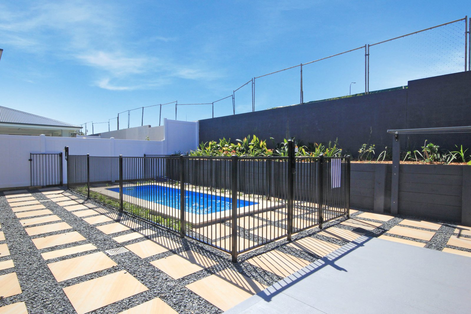 9 Marine Parade LAKE CATHIE 13