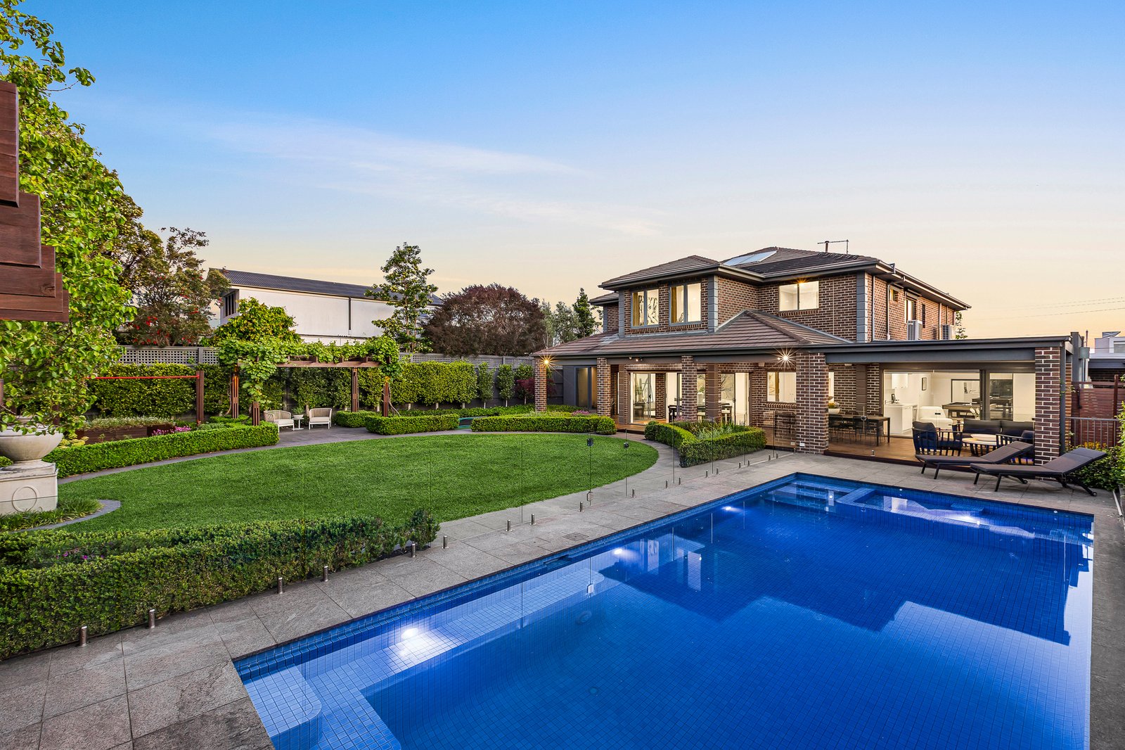 Gallery: 9 Marriage Road