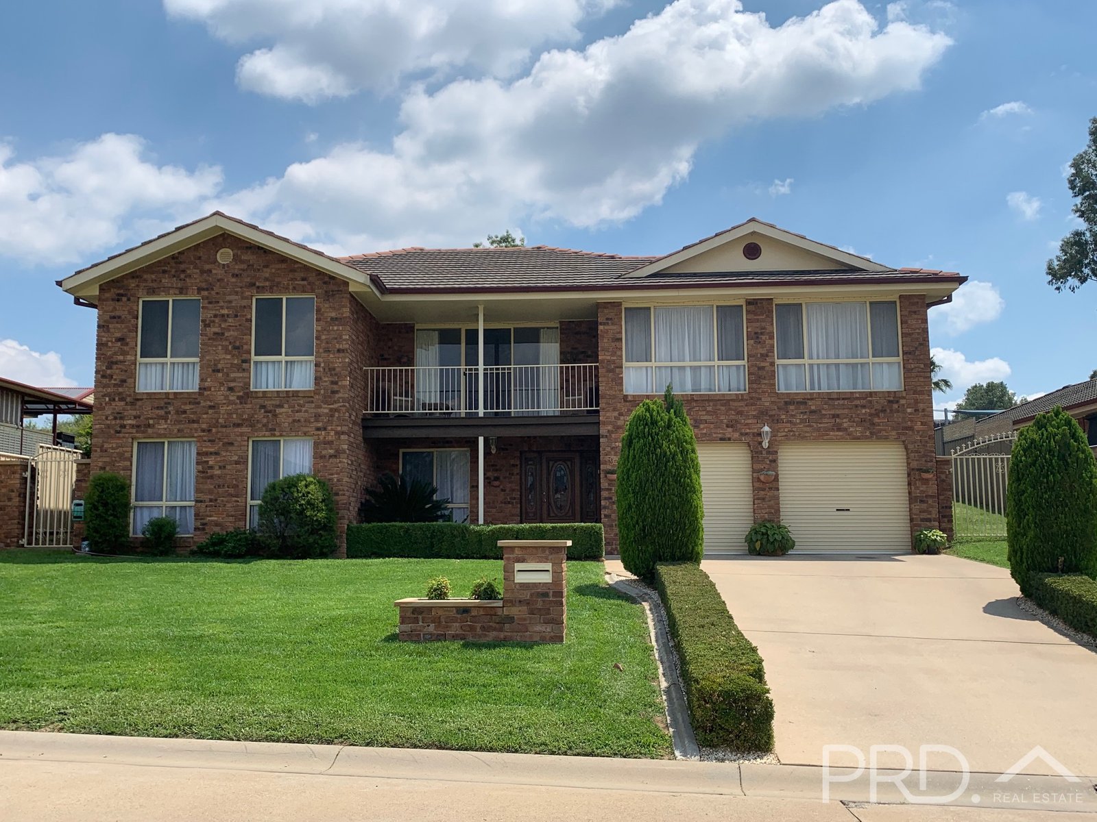 9 Martin Place TUMUT 1