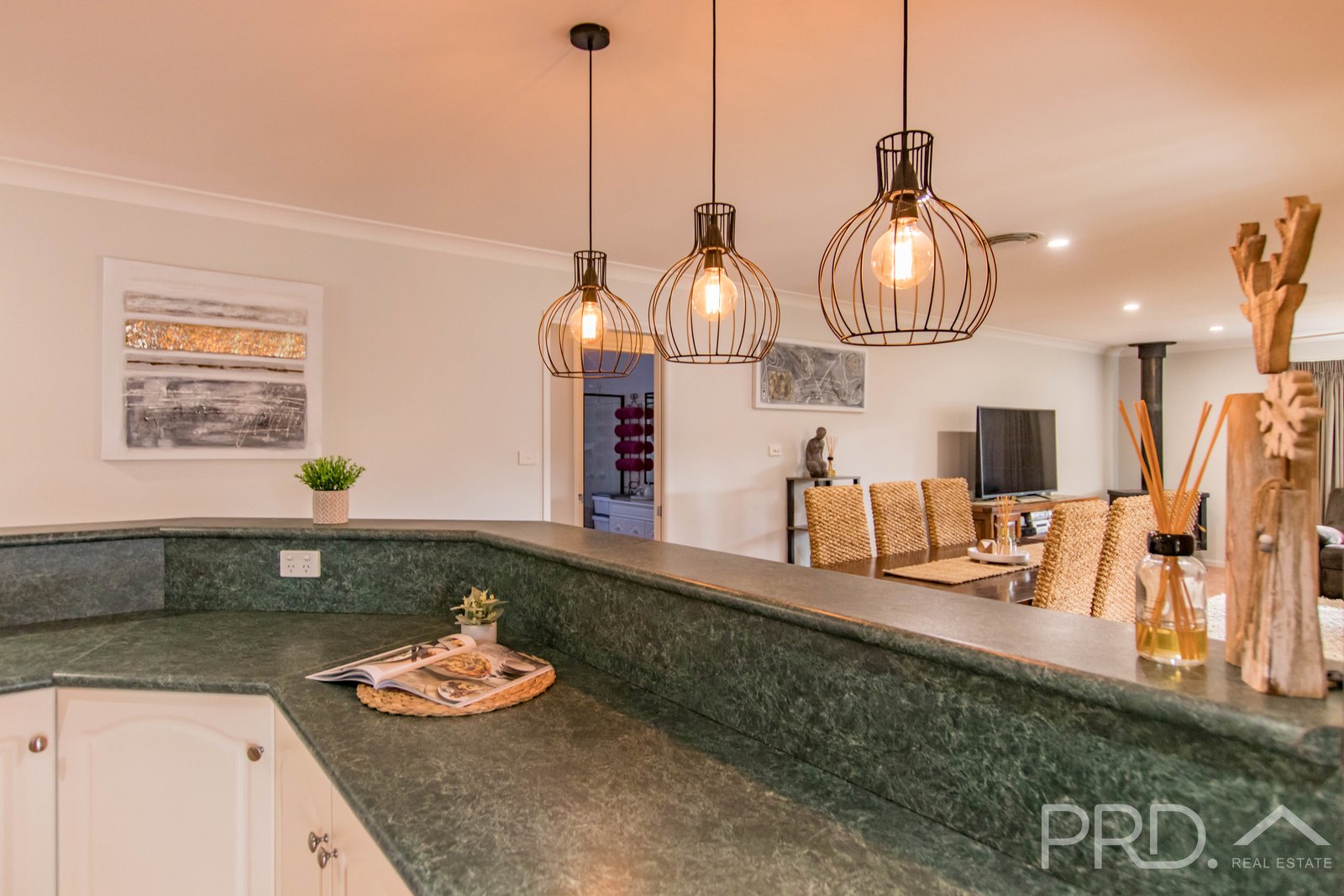 9 Martin Place TUMUT 6