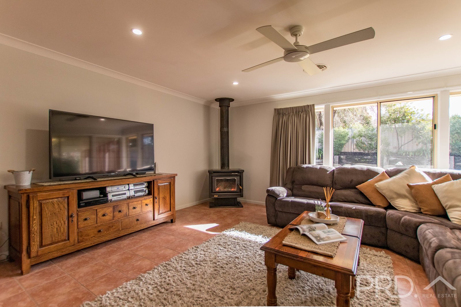 9 Martin Place TUMUT 8