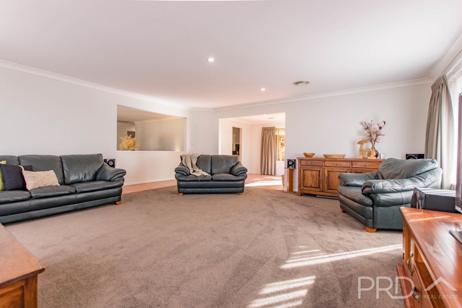 9 Martin Place TUMUT 12