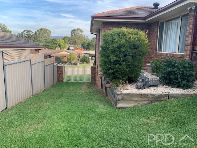 9 Martin Place TUMUT 28