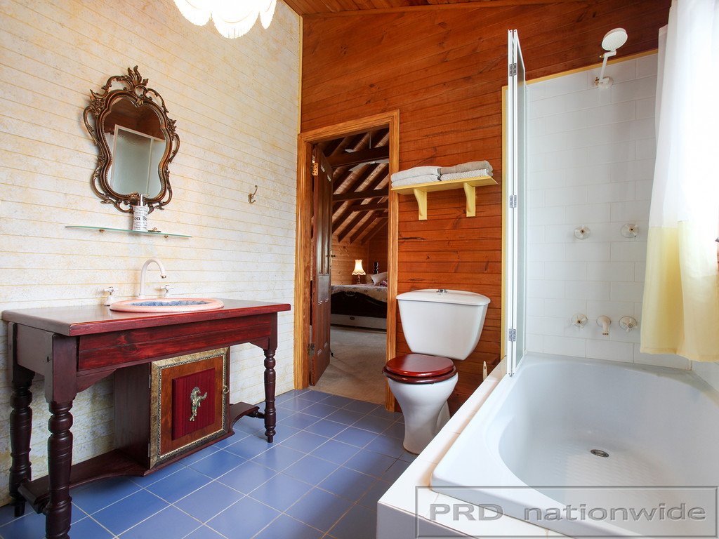 9 Martins Creek Road PATERSON 11