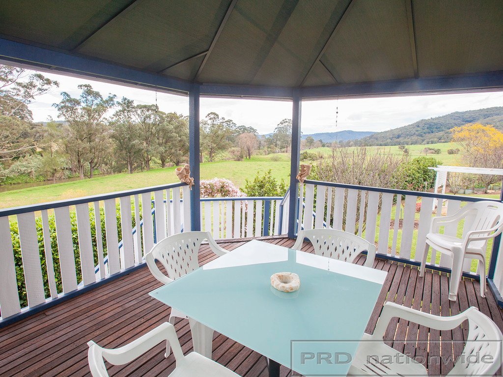 9 Martins Creek Road PATERSON 14