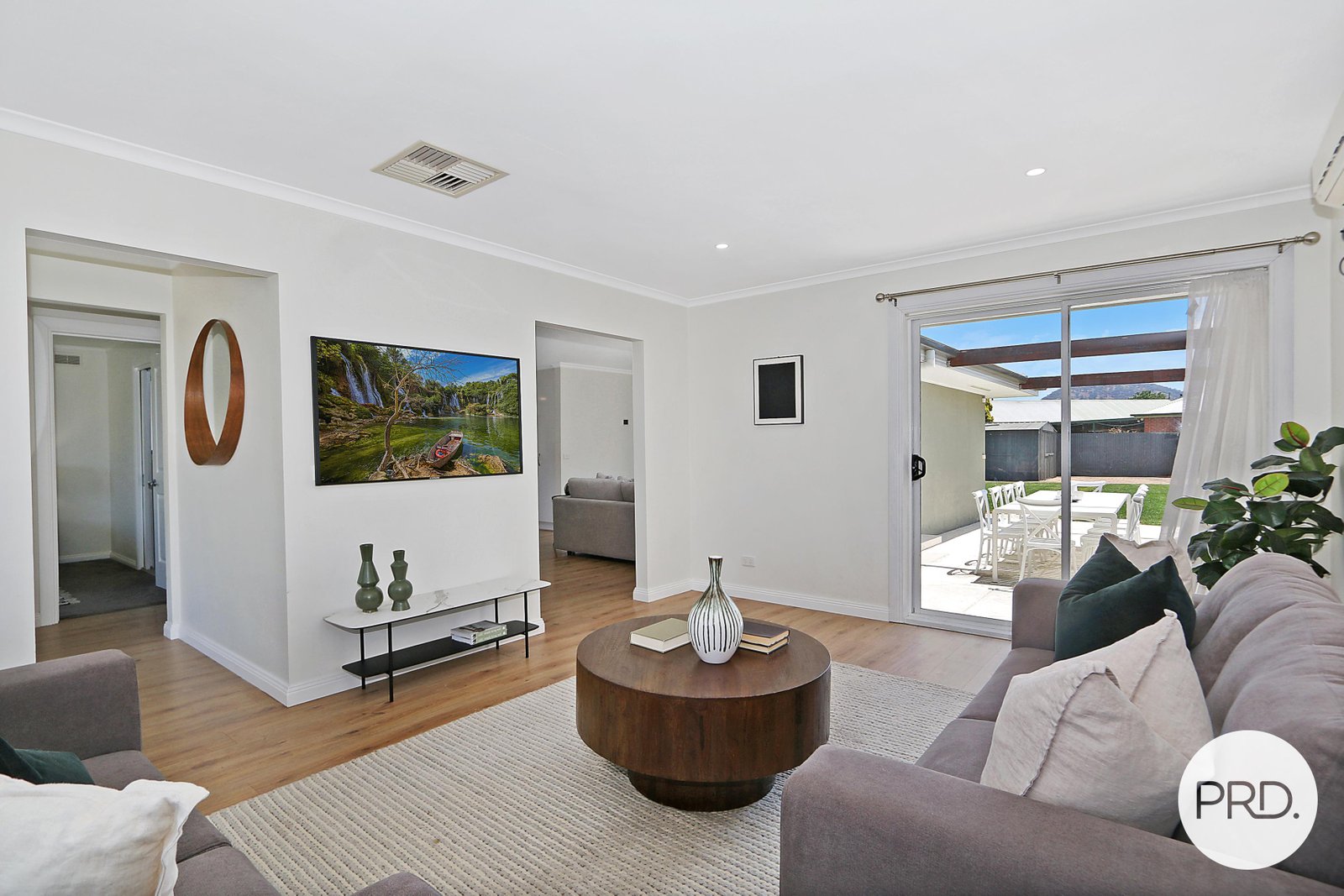 9 Mayfair Drive WEST WODONGA 7