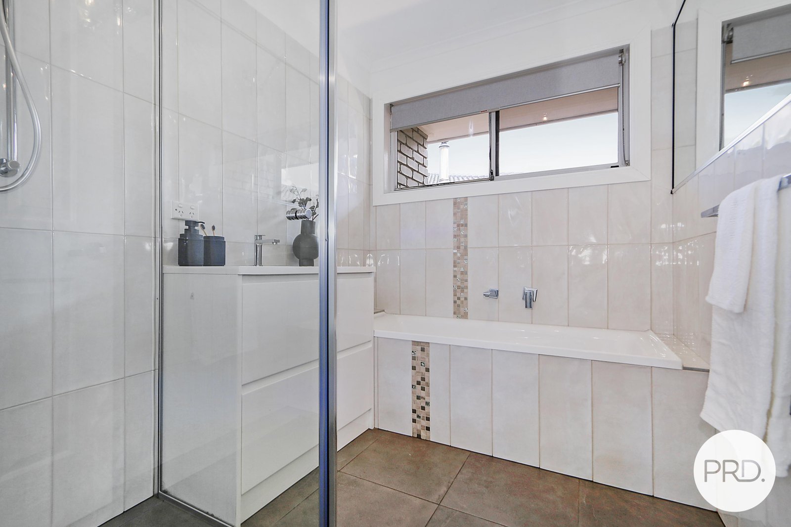 9 Mayfair Drive WEST WODONGA 14