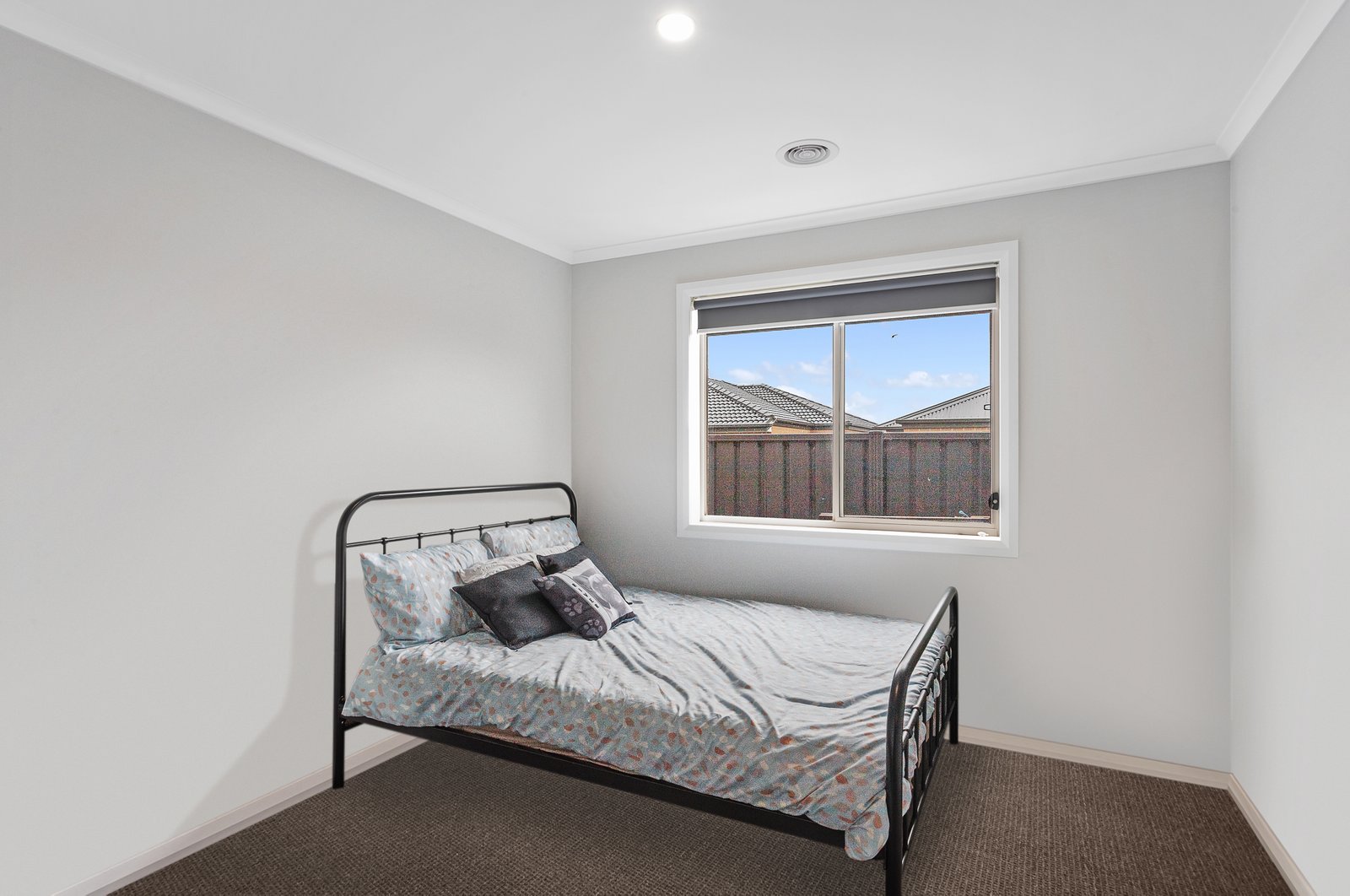 9 McCubbin Street HUNTLY 8