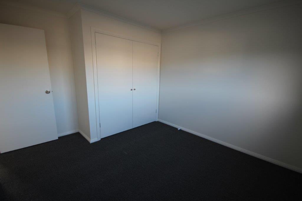 9 McGill Rise CLAREMONT 7