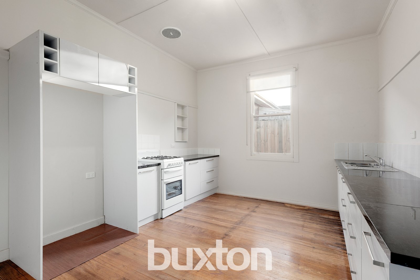 Gallery: 9 McLeod Road