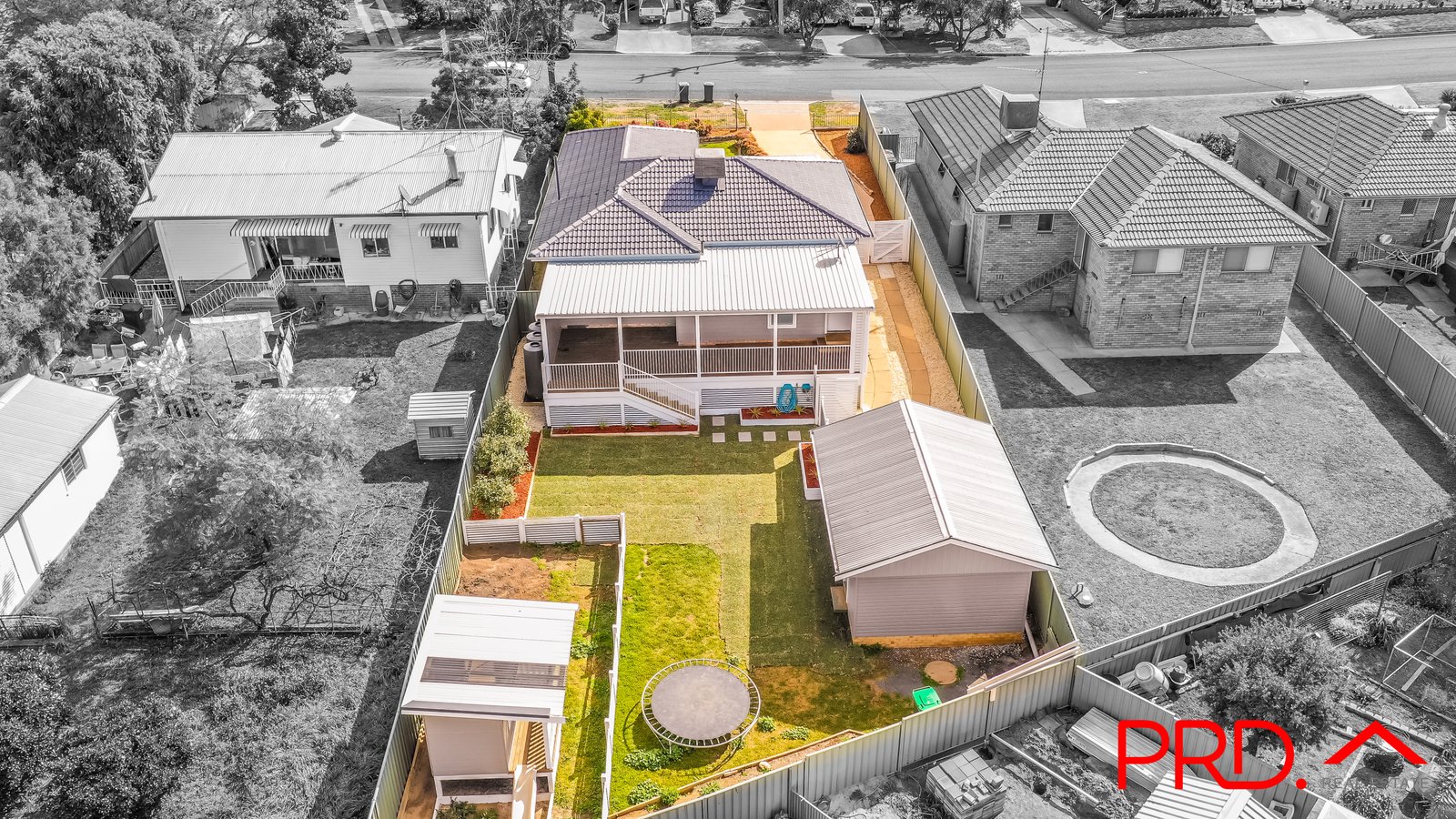 9 McRae Street TAMWORTH 3