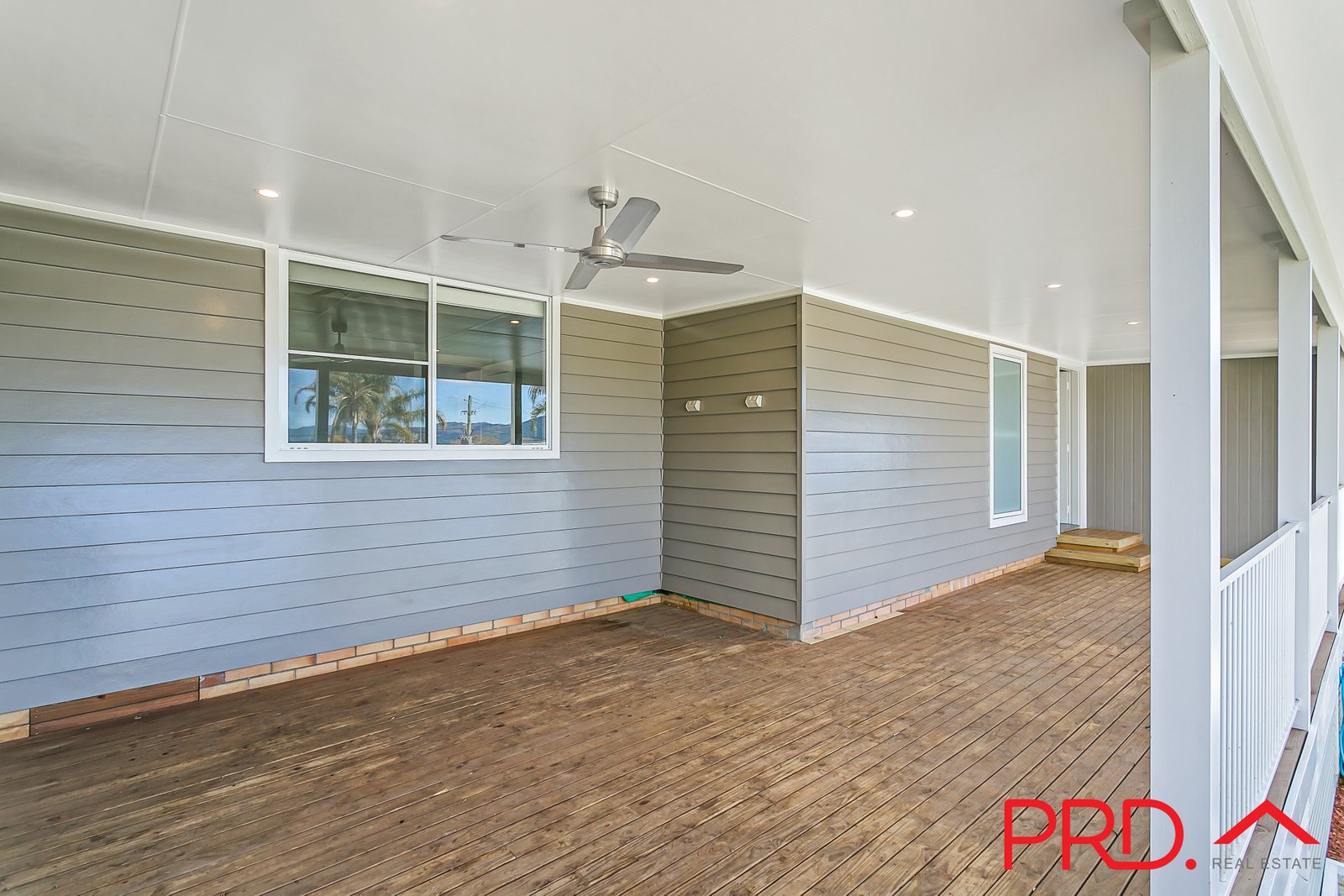 9 McRae Street TAMWORTH 24