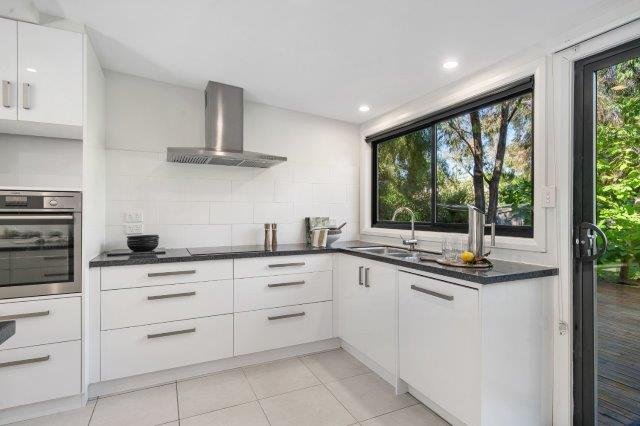 9 Meath Avenue TAROONA 6