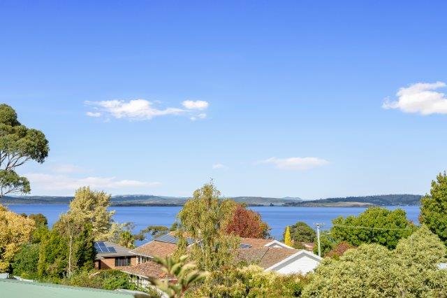 9 Meath Avenue TAROONA 20