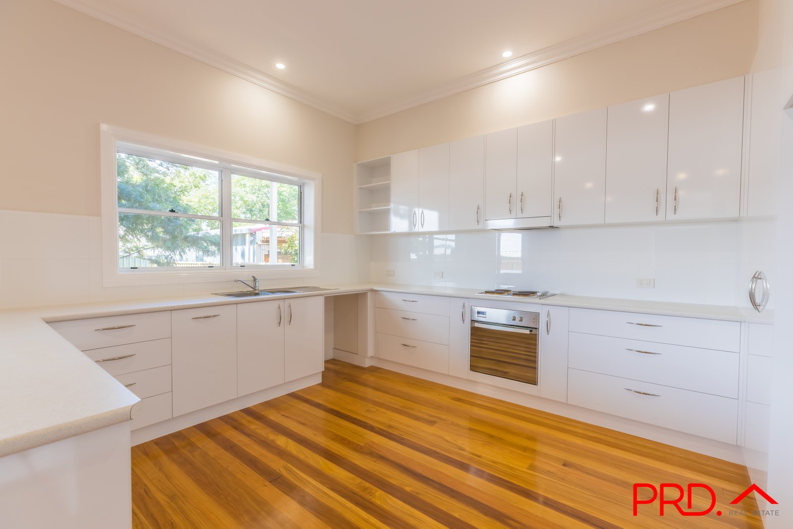 9 Melrose Street TAMWORTH 5