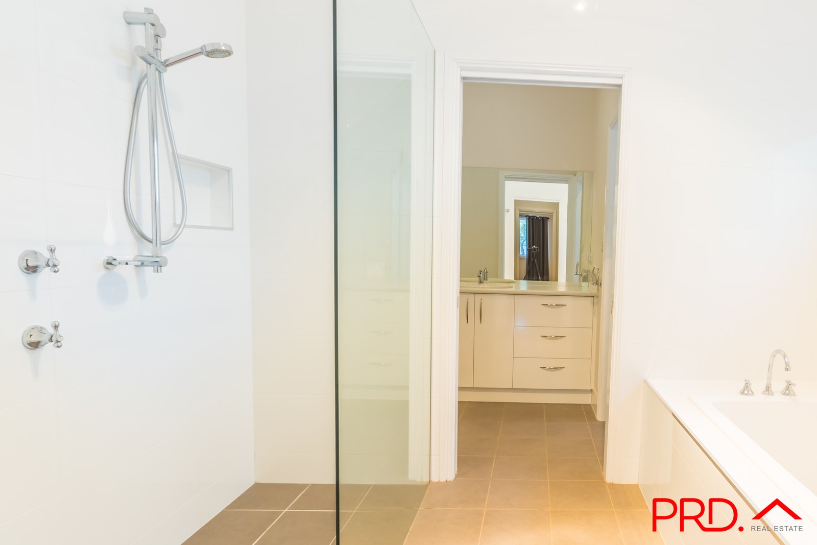 9 Melrose Street TAMWORTH 17