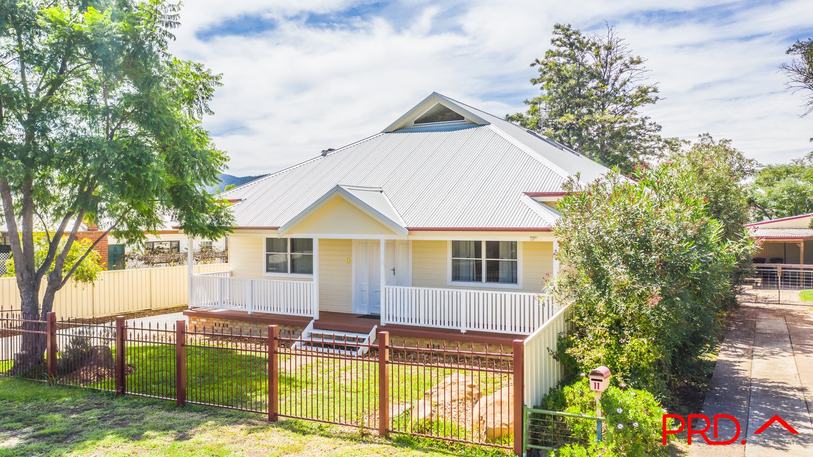 9 Melrose Street TAMWORTH 28