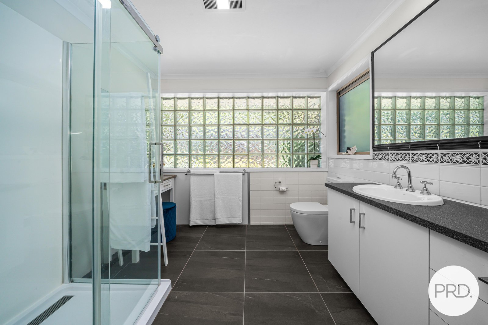 9 Mercedes Place BELLERIVE 9