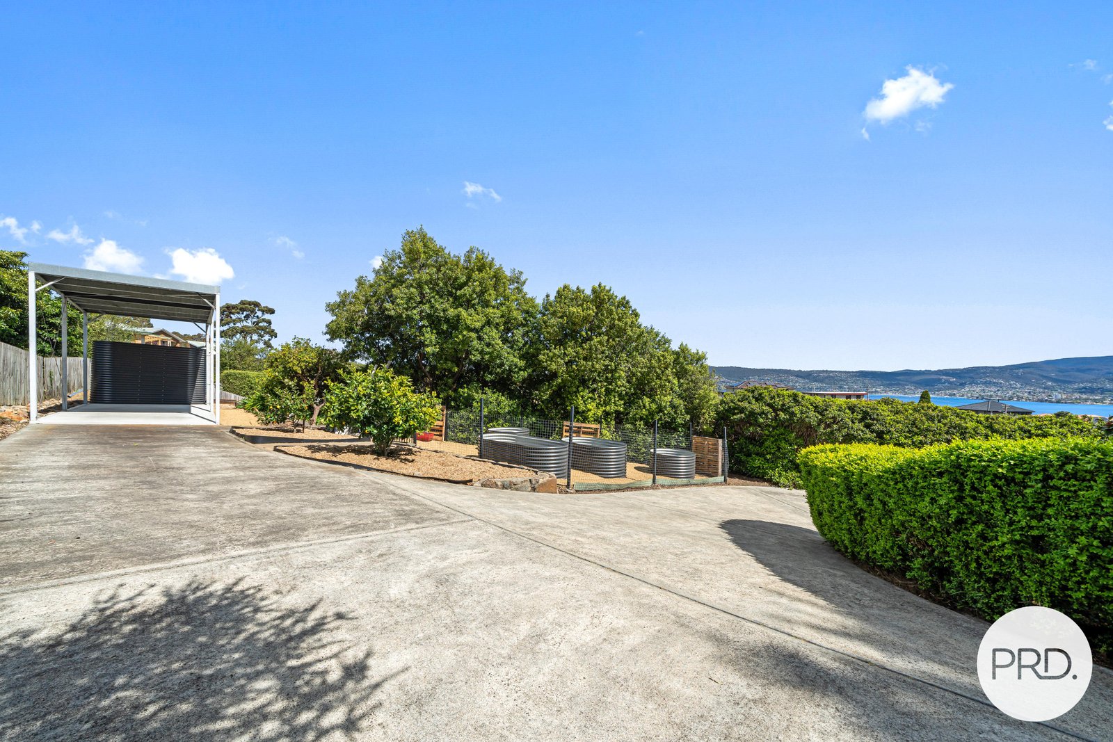 9 Mercedes Place BELLERIVE 27