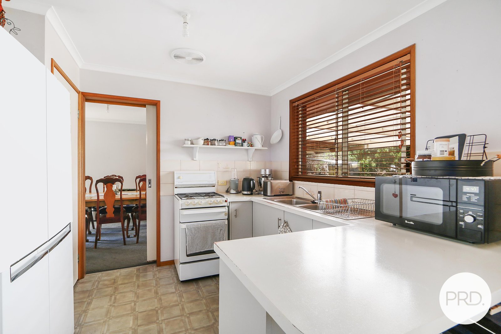 9 Meyer Place THURGOONA 2
