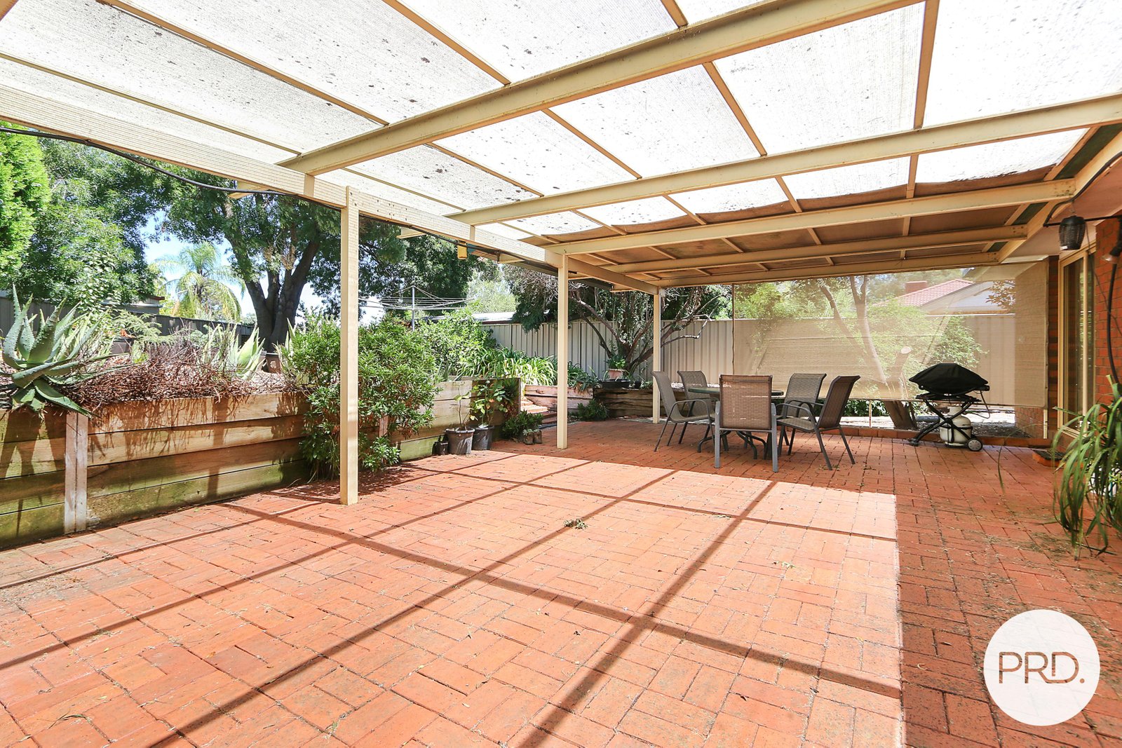 9 Meyer Place THURGOONA 8