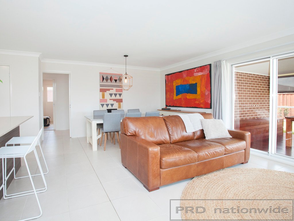 9 Midfield Close RUTHERFORD 6
