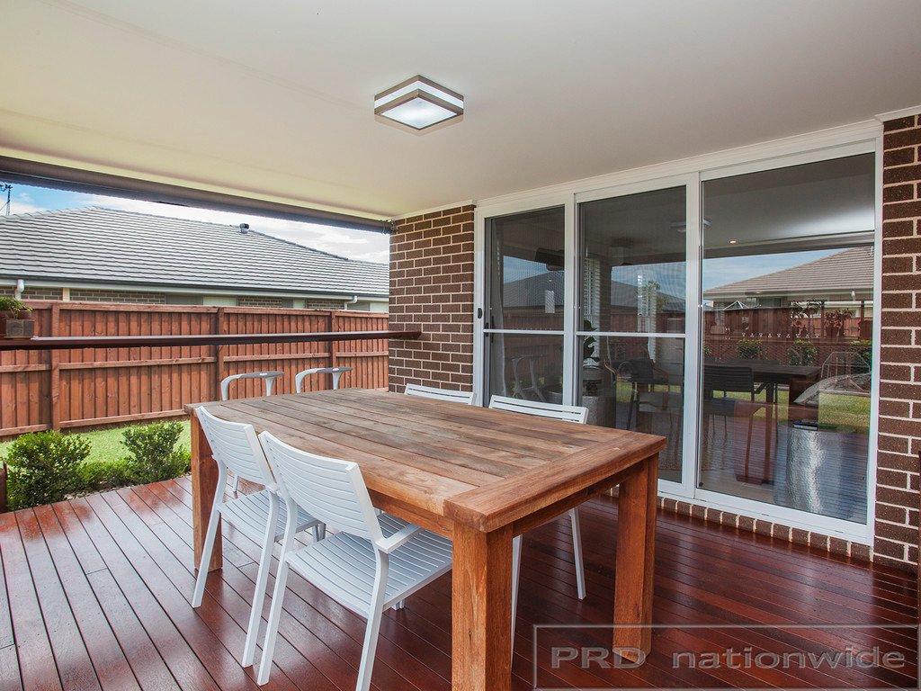 9 Midfield Close RUTHERFORD 15
