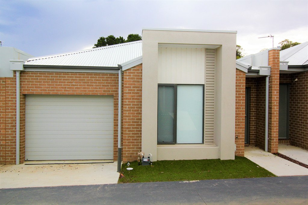 9 Millicent Place BALLARAT EAST 1