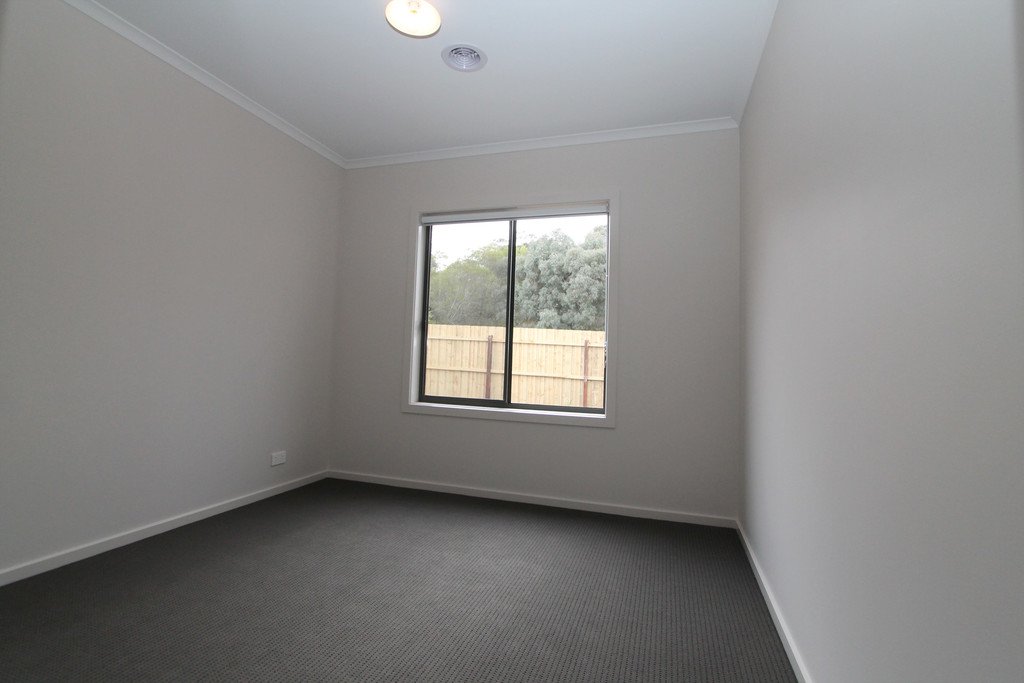 9 Millicent Place BALLARAT EAST 3