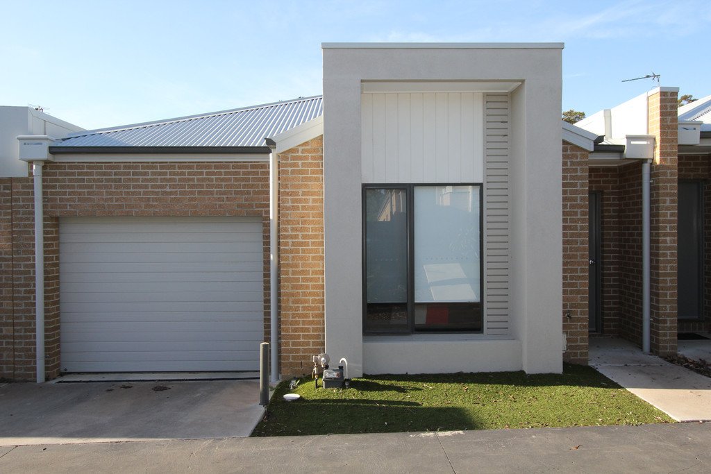 9 Millicent Place BALLARAT EAST 1