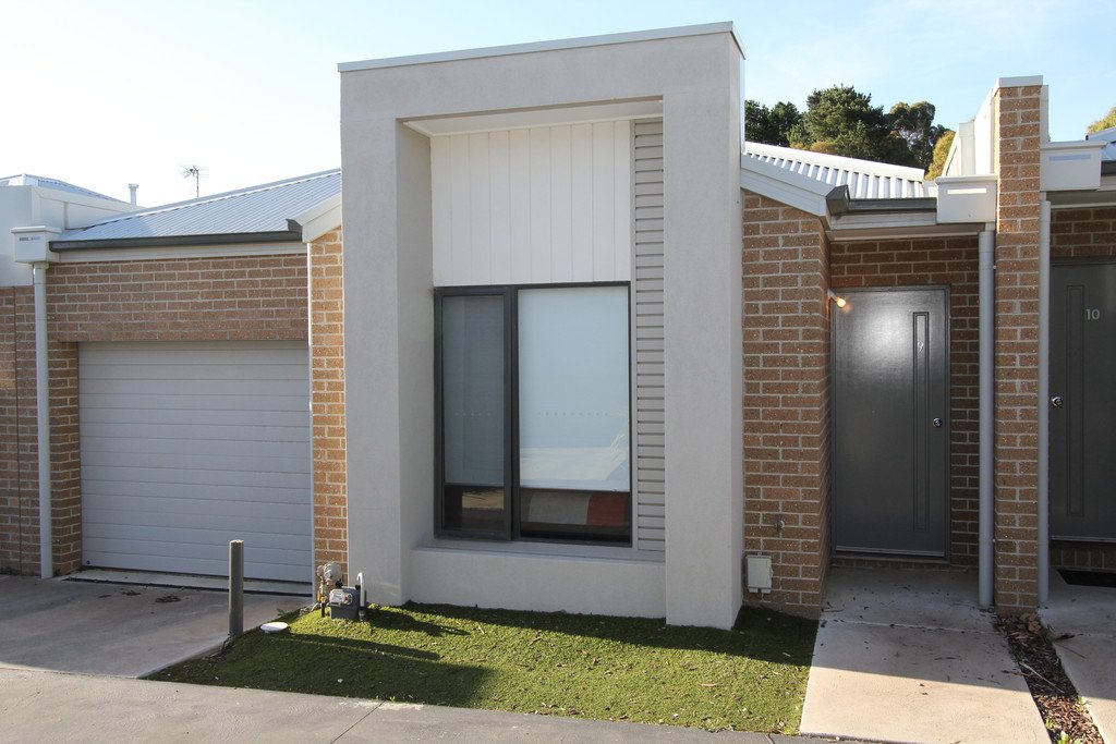 9 Millicent Place BALLARAT EAST 2