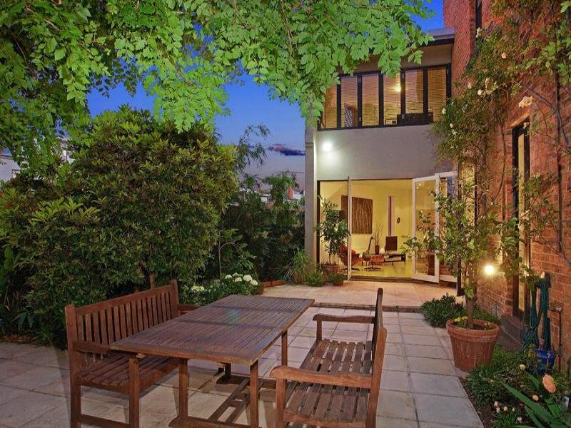 Gallery: 9 Mills Street