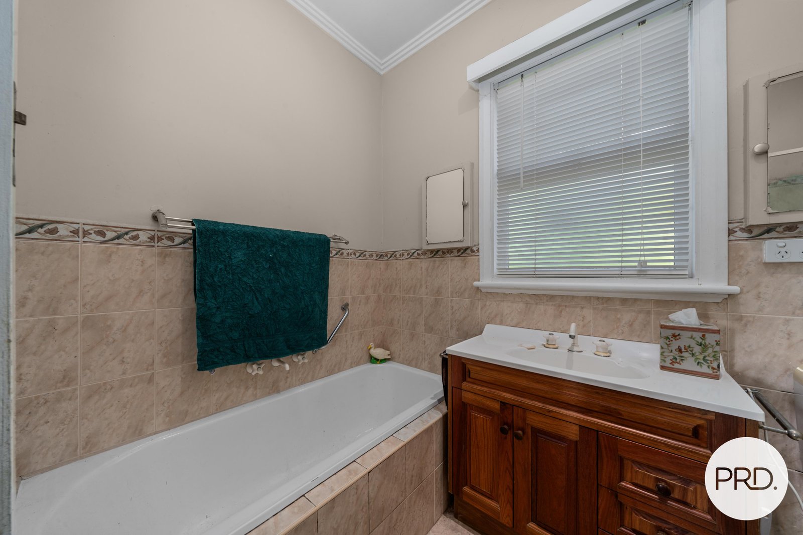 9 Mimosa Court BERRIEDALE 10