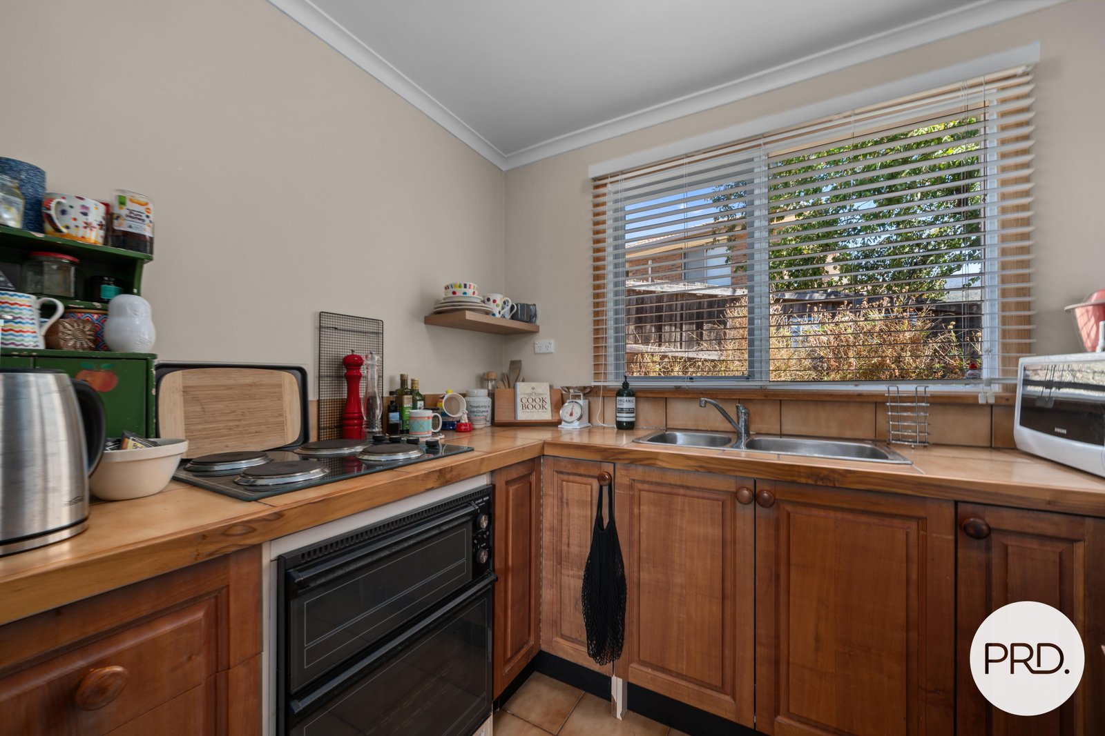 9 Mimosa Court BERRIEDALE 19