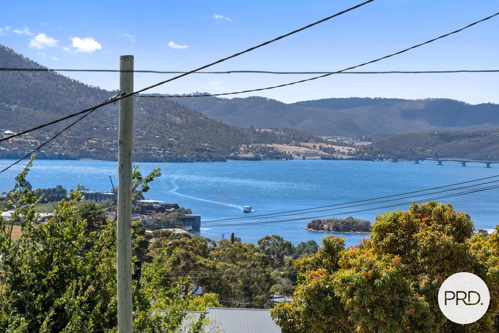 9 Mimosa Court BERRIEDALE 23