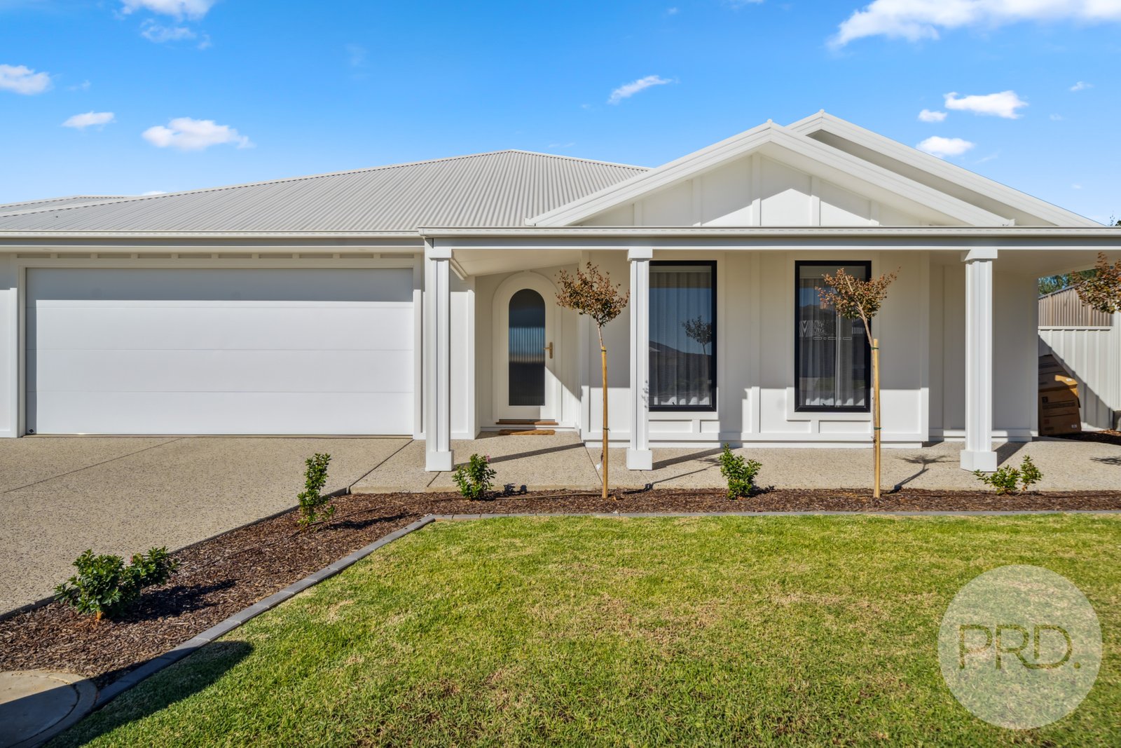 9 Mitta Mitta Place GOBBAGOMBALIN 2