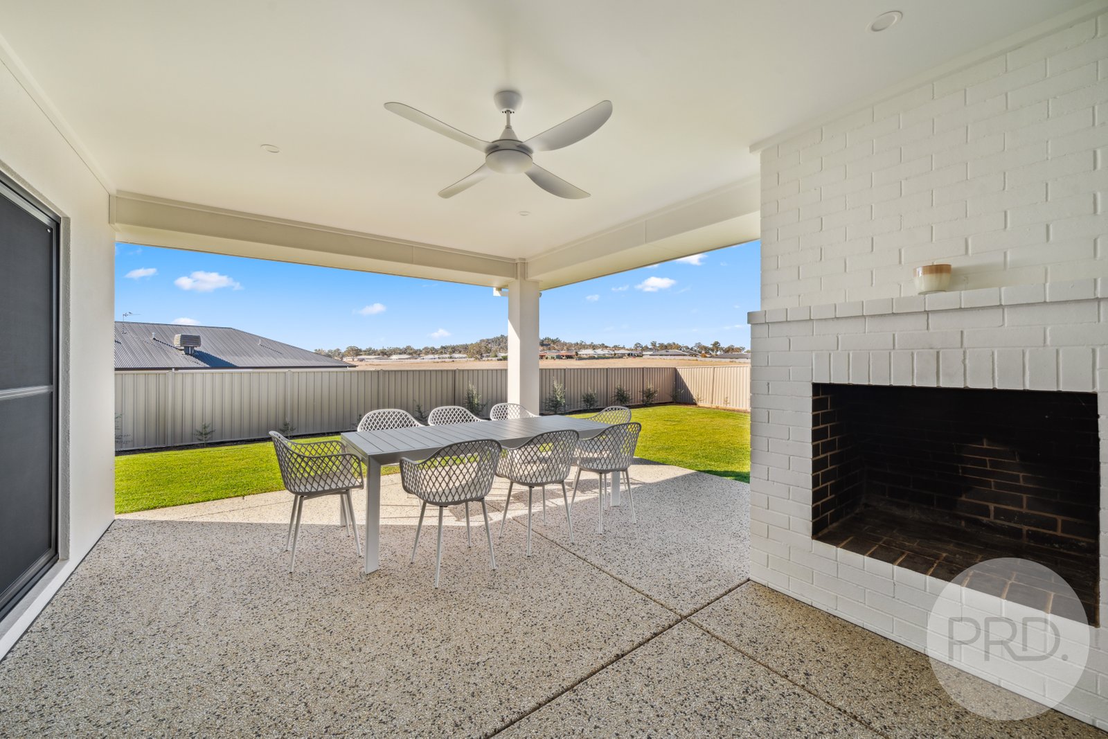 9 Mitta Mitta Place GOBBAGOMBALIN 20